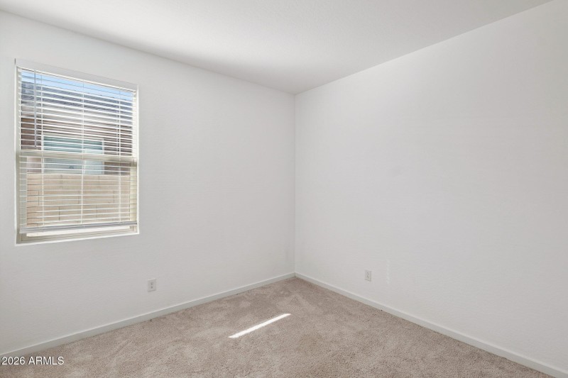 17-web-or-mls-4385-w-allen-st