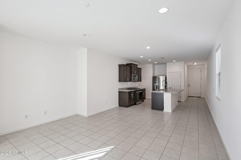 9-web-or-mls-4385-w-allen-st