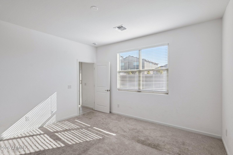 12-web-or-mls-4385-w-allen-st