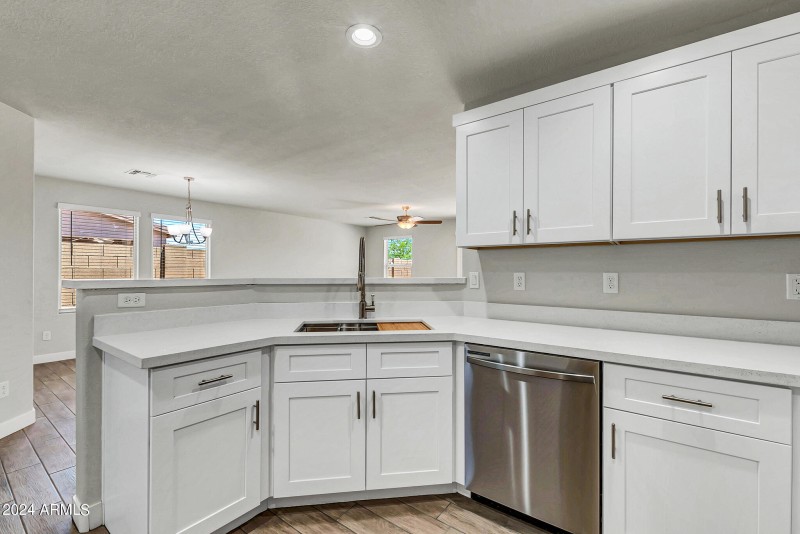 38165 N Reynosa Dr-14