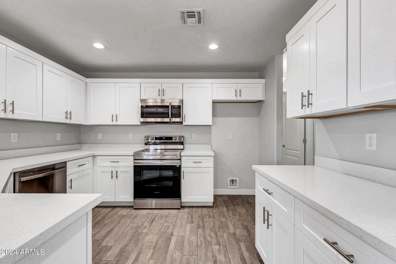 38165 N Reynosa Dr-16