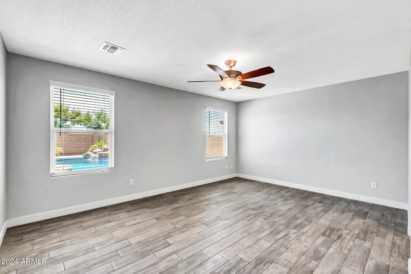 38165 N Reynosa Dr-27