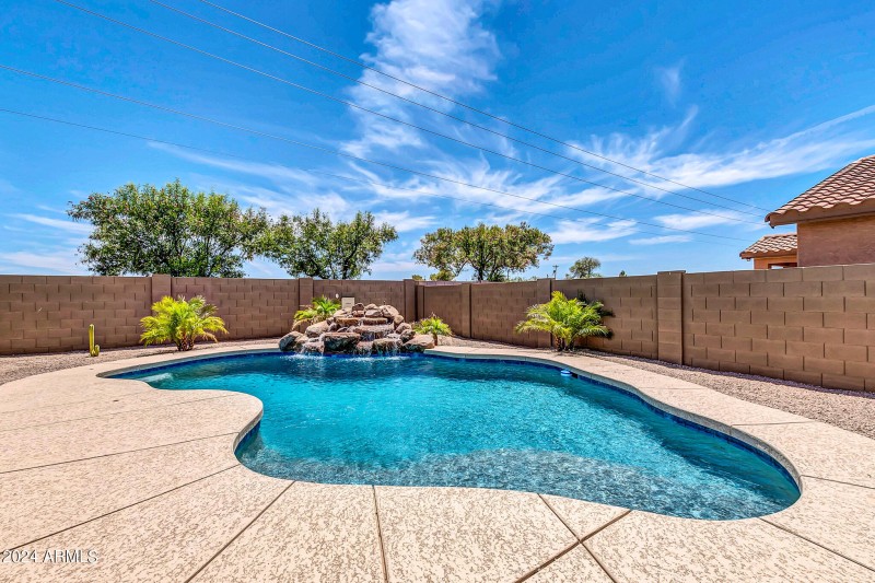 38165 N Reynosa Dr-43