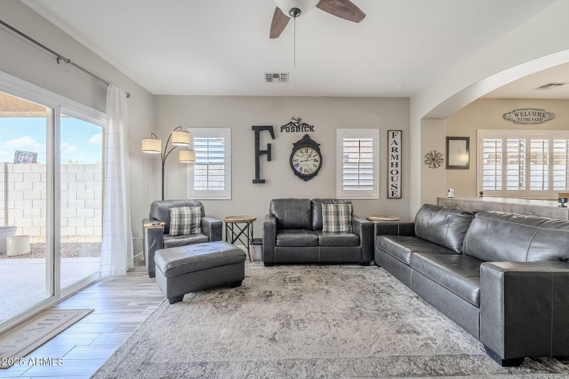 22-web-or-mls-Zachary-22