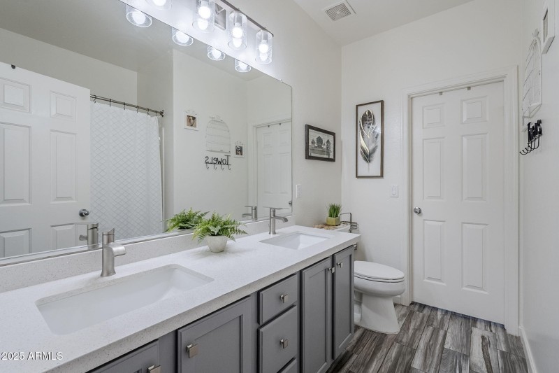 29-web-or-mls-Zachary-29