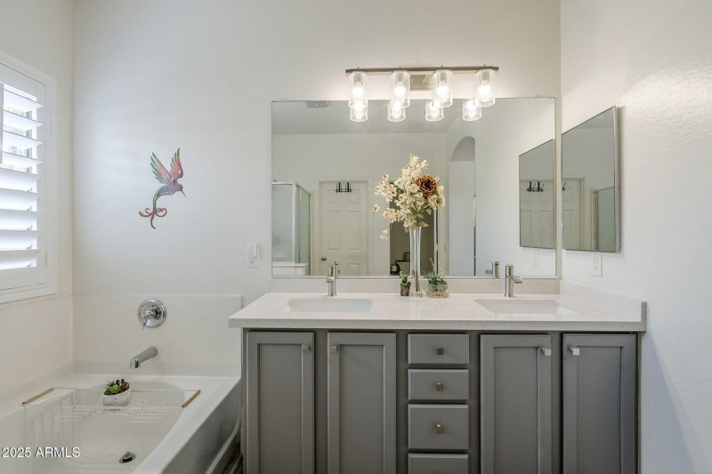 40-web-or-mls-Zachary-40