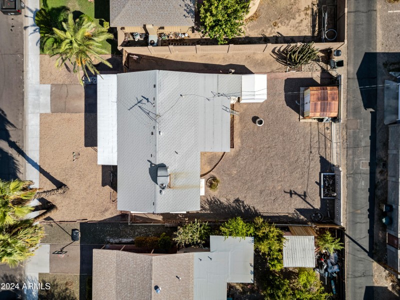 9-11131WHA-ocupix-EXT-SSDLX