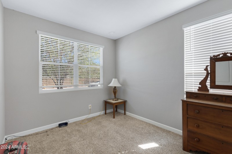 2310 N Comiskey Dr-7