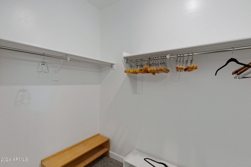 2310 N Comiskey Dr-24