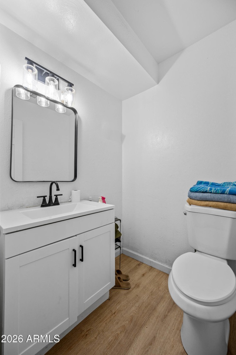 3007 N 81st Ave, Phoenix, AZ 85033-16