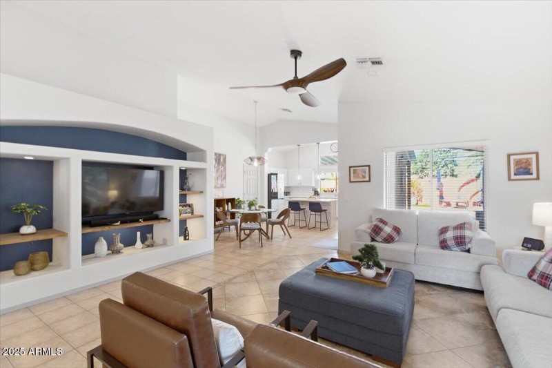 15-9316 E Monterey Ave