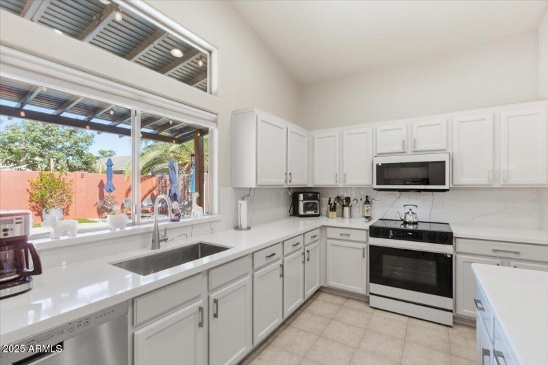 22-9316 E Monterey Ave