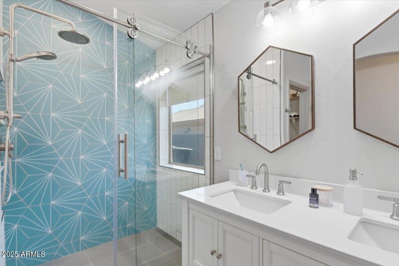 30-9316 E Monterey Ave