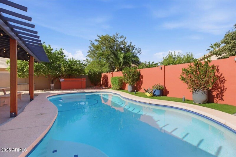 49-9316 E Monterey Ave