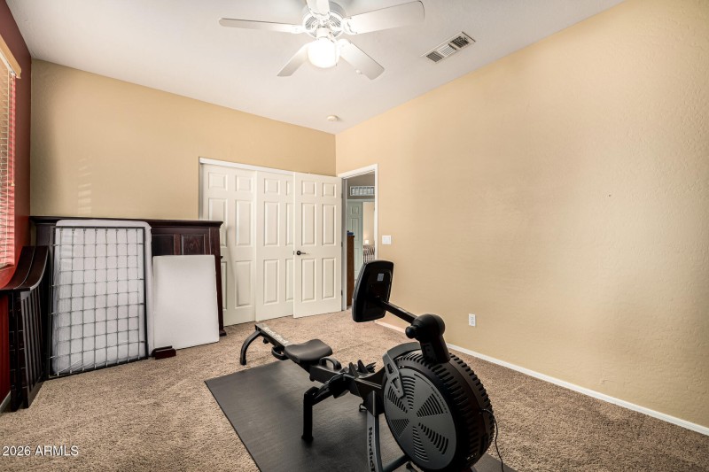 Upstairs guest bedroom