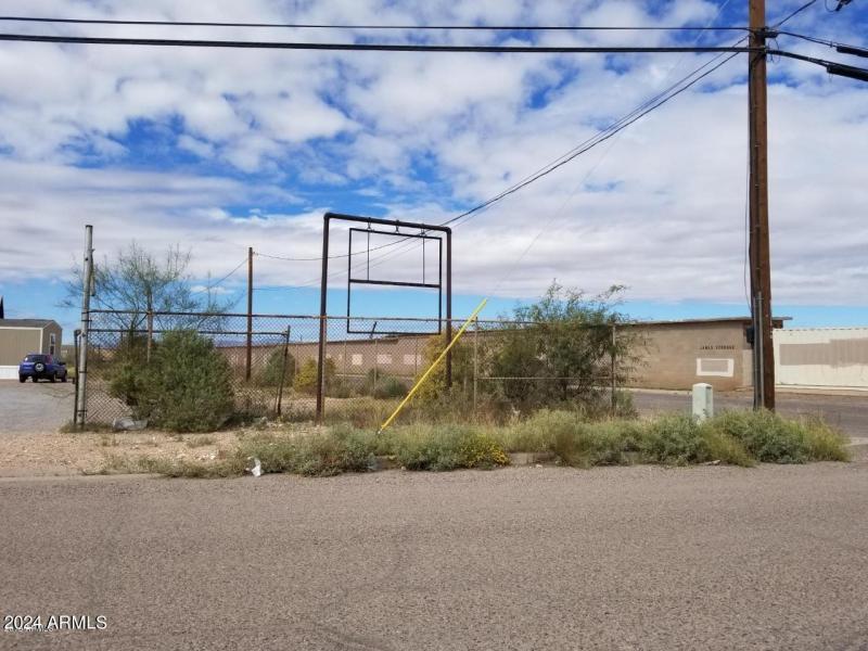 789 Douglas corner of 7th and Chiricahua