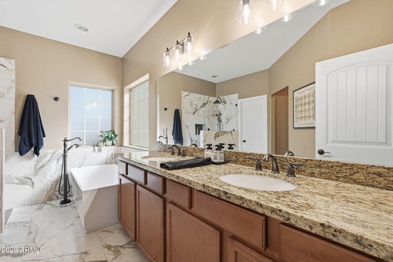 3070 S Morningside Ln