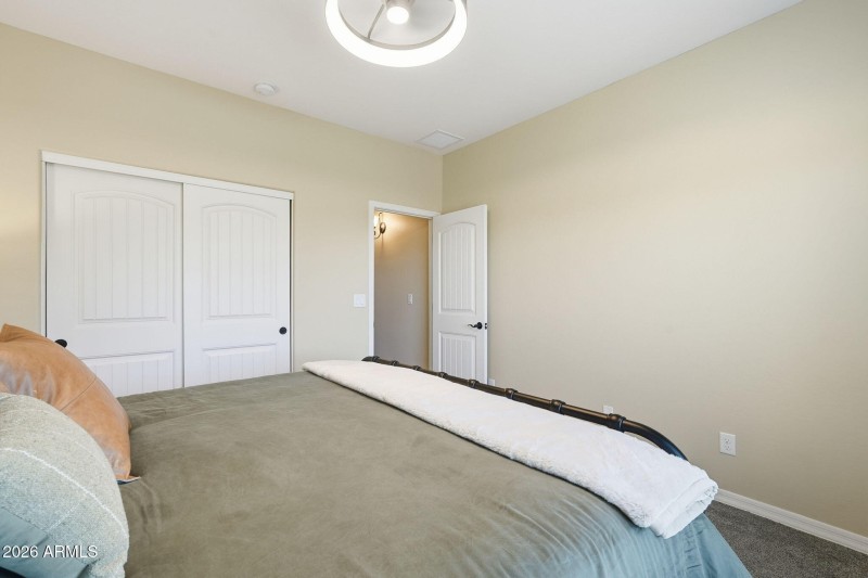 3070 S Morningside Ln