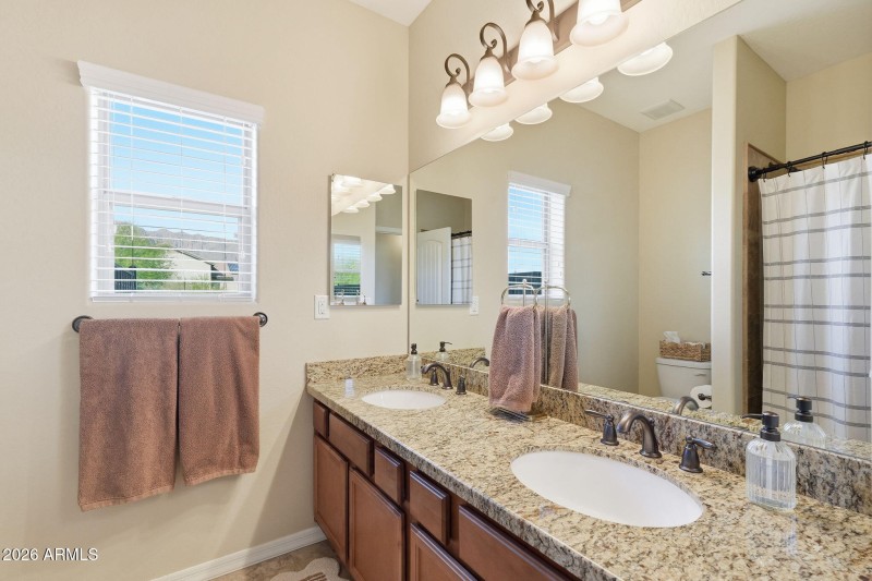 3070 S Morningside Ln