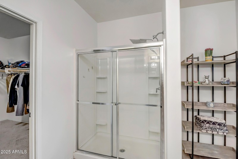 Master Bath - Walk-in-shower