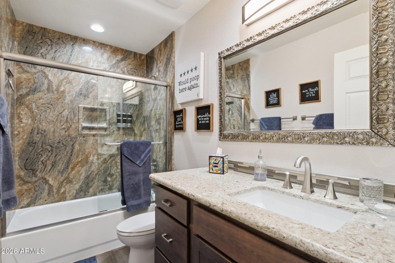 26-web-or-mls-4637-e-fernwood-ct