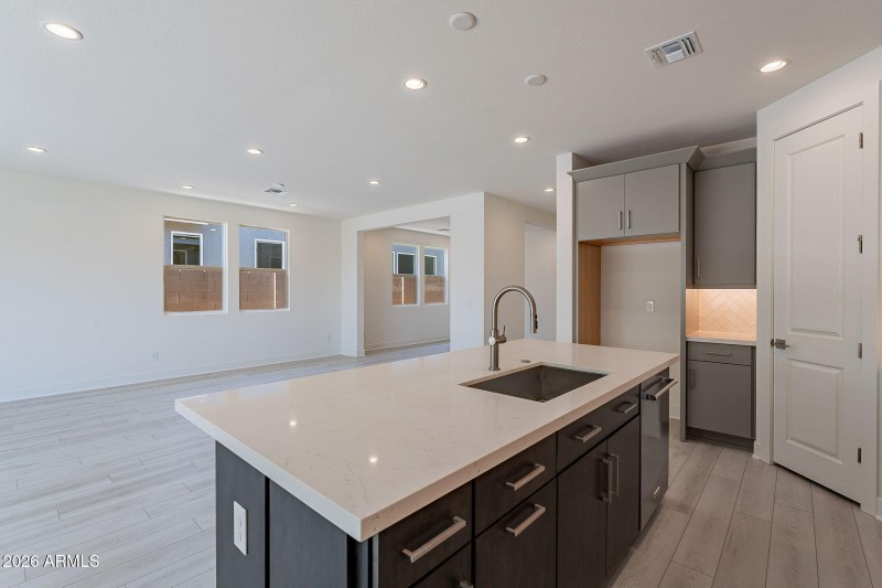 178-web-or-mls-Carlisle-11