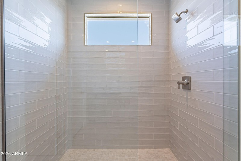 190-web-or-mls-Carlisle-23