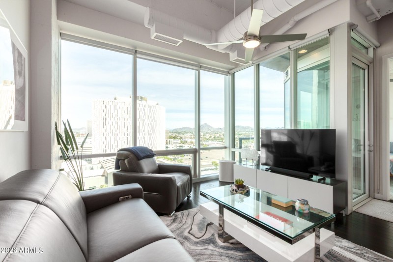 05 - Lexington - Copy - Copy