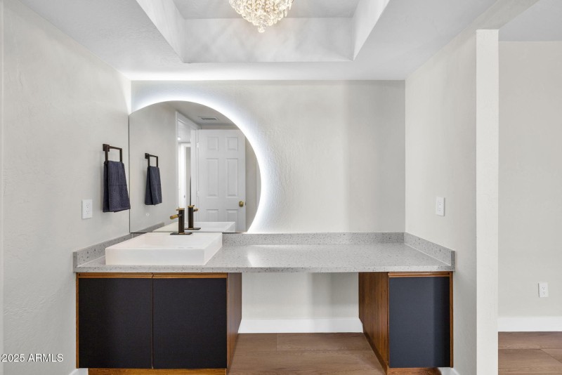 28-web-or-mls-896A7925