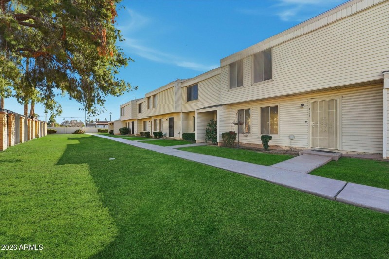 02-002-front-exterior