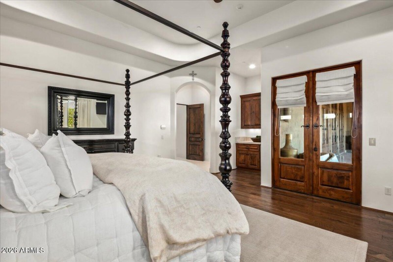 26-Primary Suite Views