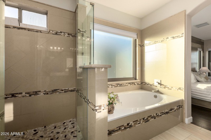 Custom Tub/Shower Master