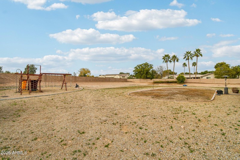 57-web-or-mls-N 132nd Ave-S2901-057