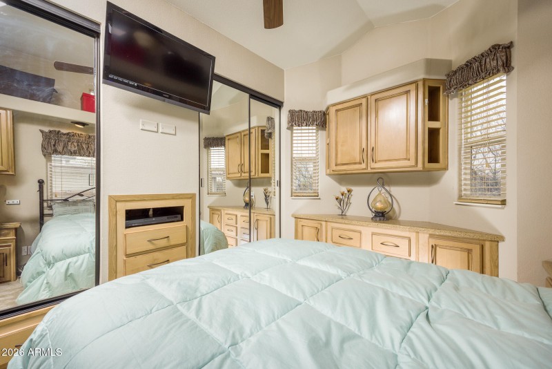 1030-barrelcactus39_mls-10