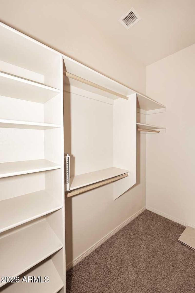 Guest Bedroom-Closet