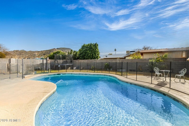 27 - Dahlia - Edited