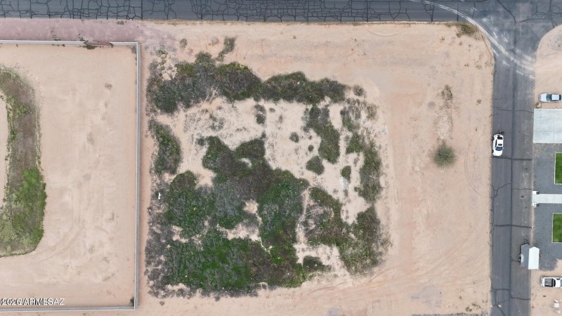 20251117162315132065000000-o