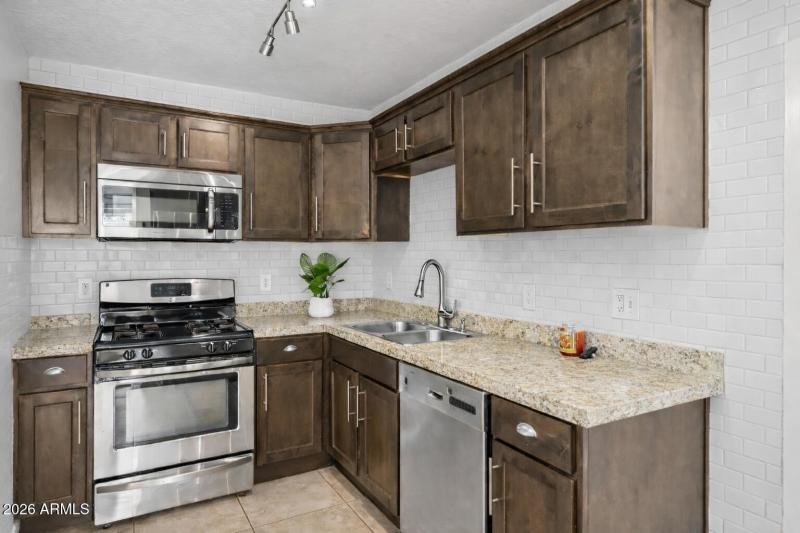 Virtually Enhanced - Backsplash