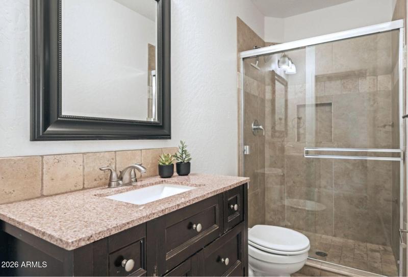 Guest Bathroom - Main House