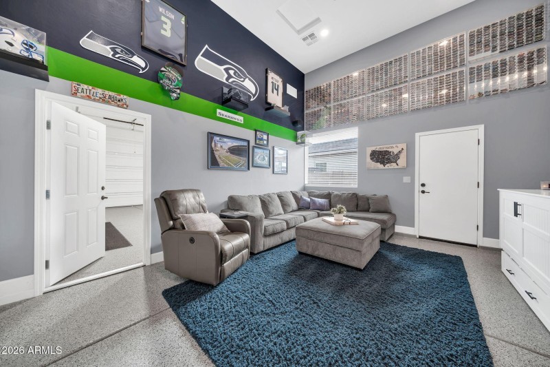 Den/Casita w/Kitchenette and Full Bath