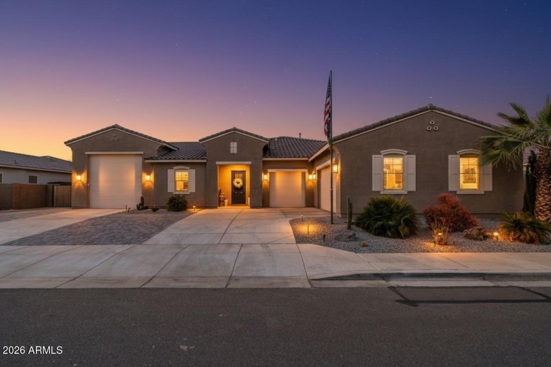 5306 N 182nd Ln VT 1