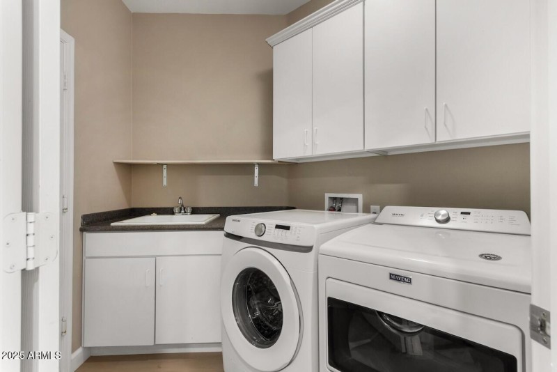 8-Laundry Room