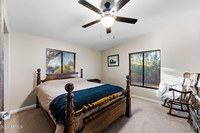 034__385 N Tomahawk Rd