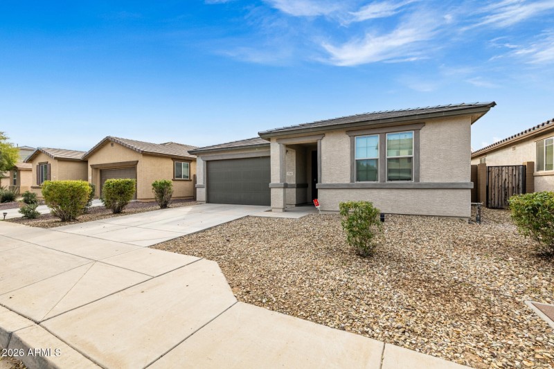 Low maintenance front yard