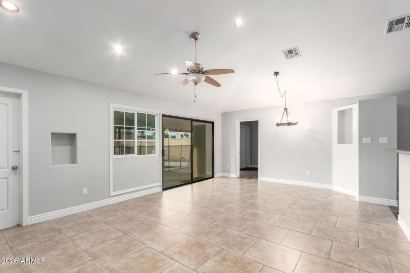 4637 E GRANADA RD, Phoenix, AZ 85008