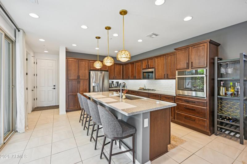 12-print-N 24th Dr-S3001-012