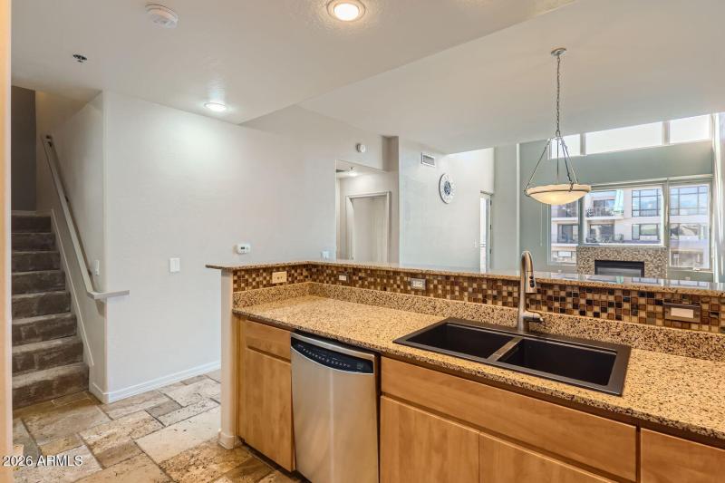 17 W Vernon Ave Unit 615 - Web Quality -