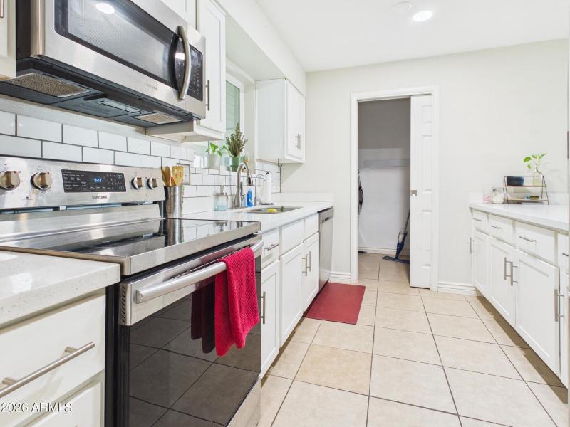 Fully Upgraded Kitchen