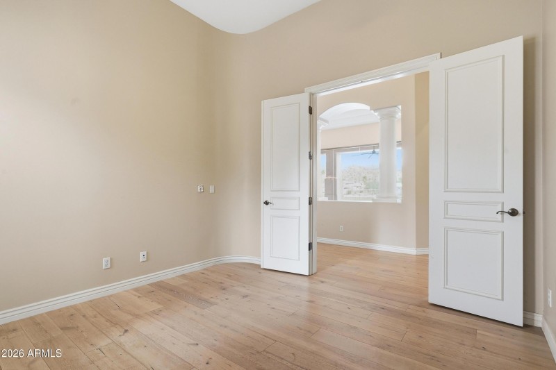 Primary bedrom entry