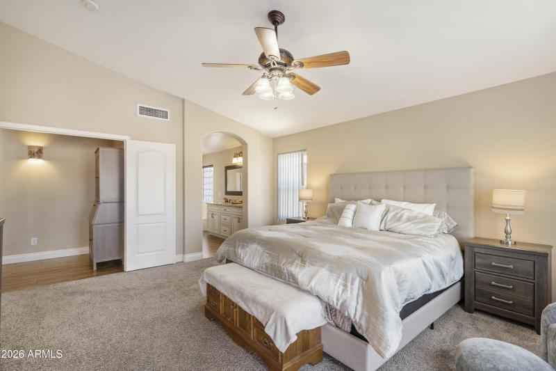 SPACIOUS PRIMARY BEDROOM AND ENSUITE